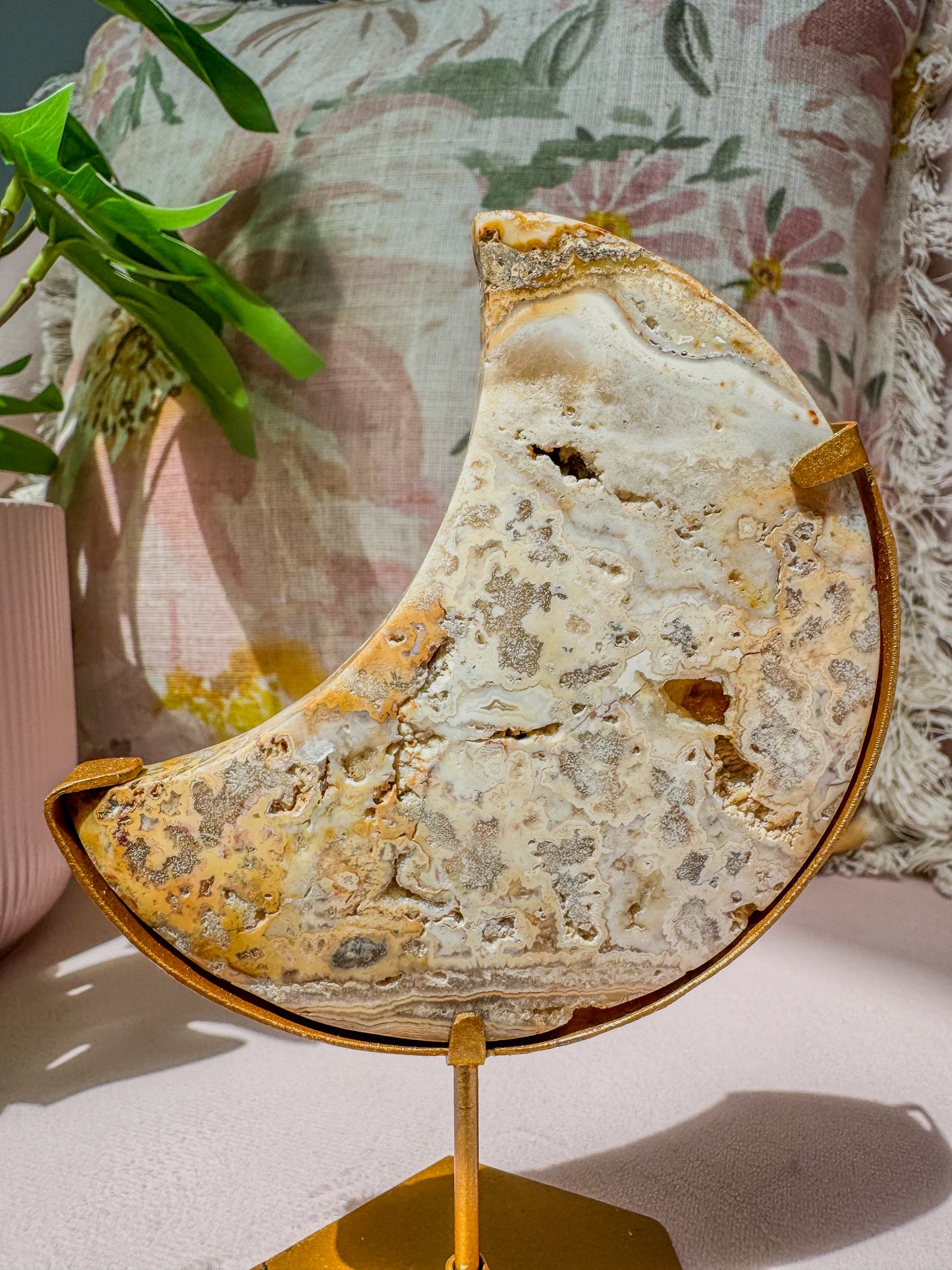 CRAZY LACE AGATE MOON