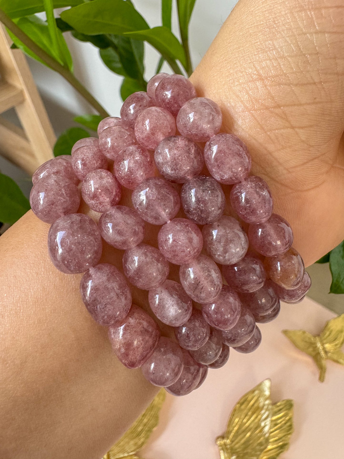 STRAWBERRY QUARTZ TUMBLE BEAD BRACELET