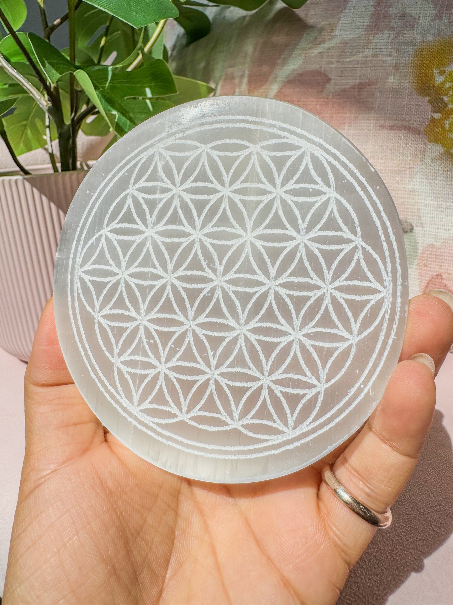 SELENITE CHARGING PLATE