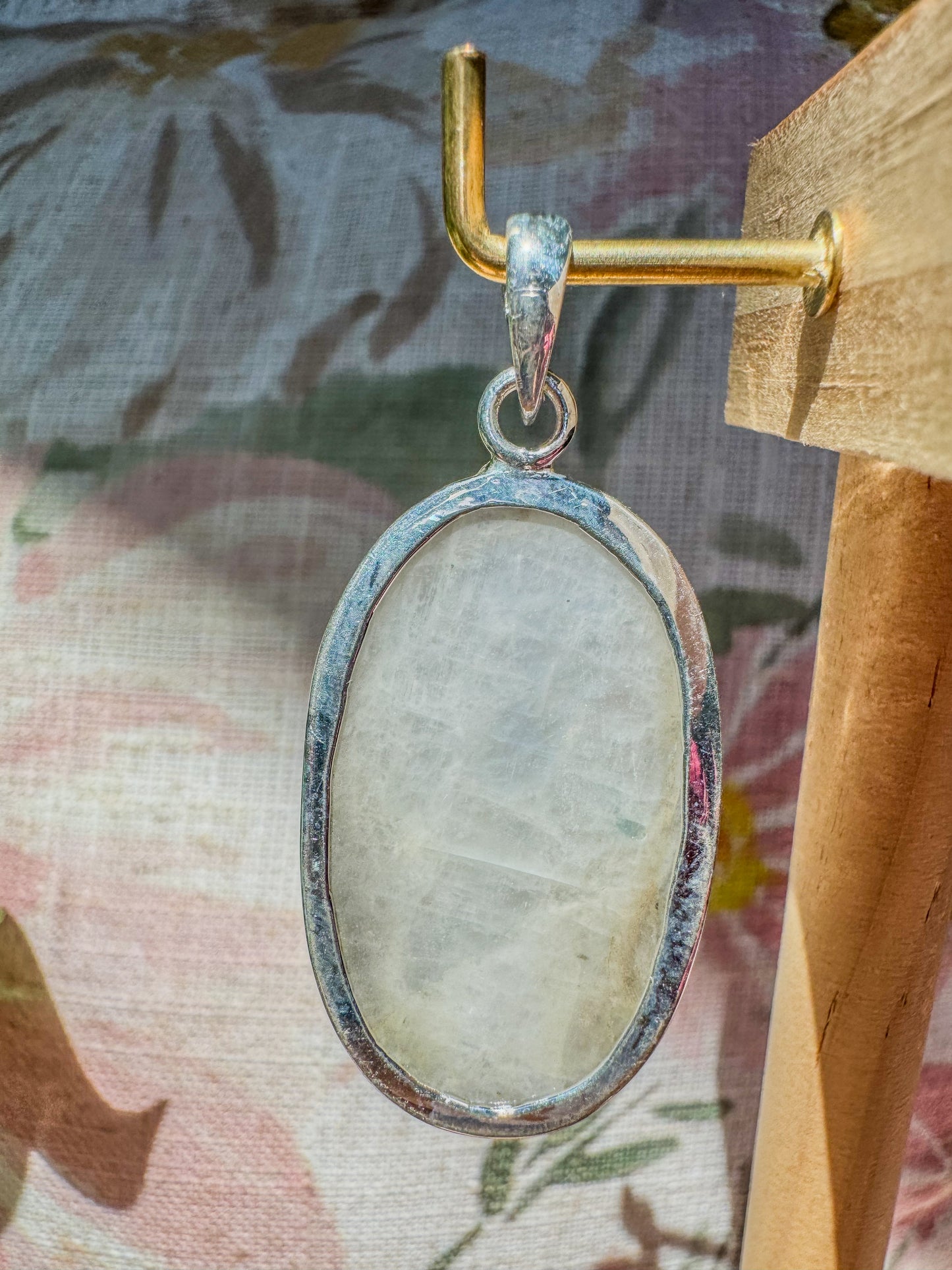 MOONSTONE PENDANT