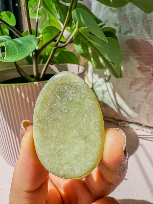 GREEN JADE PALM CRYSTAL