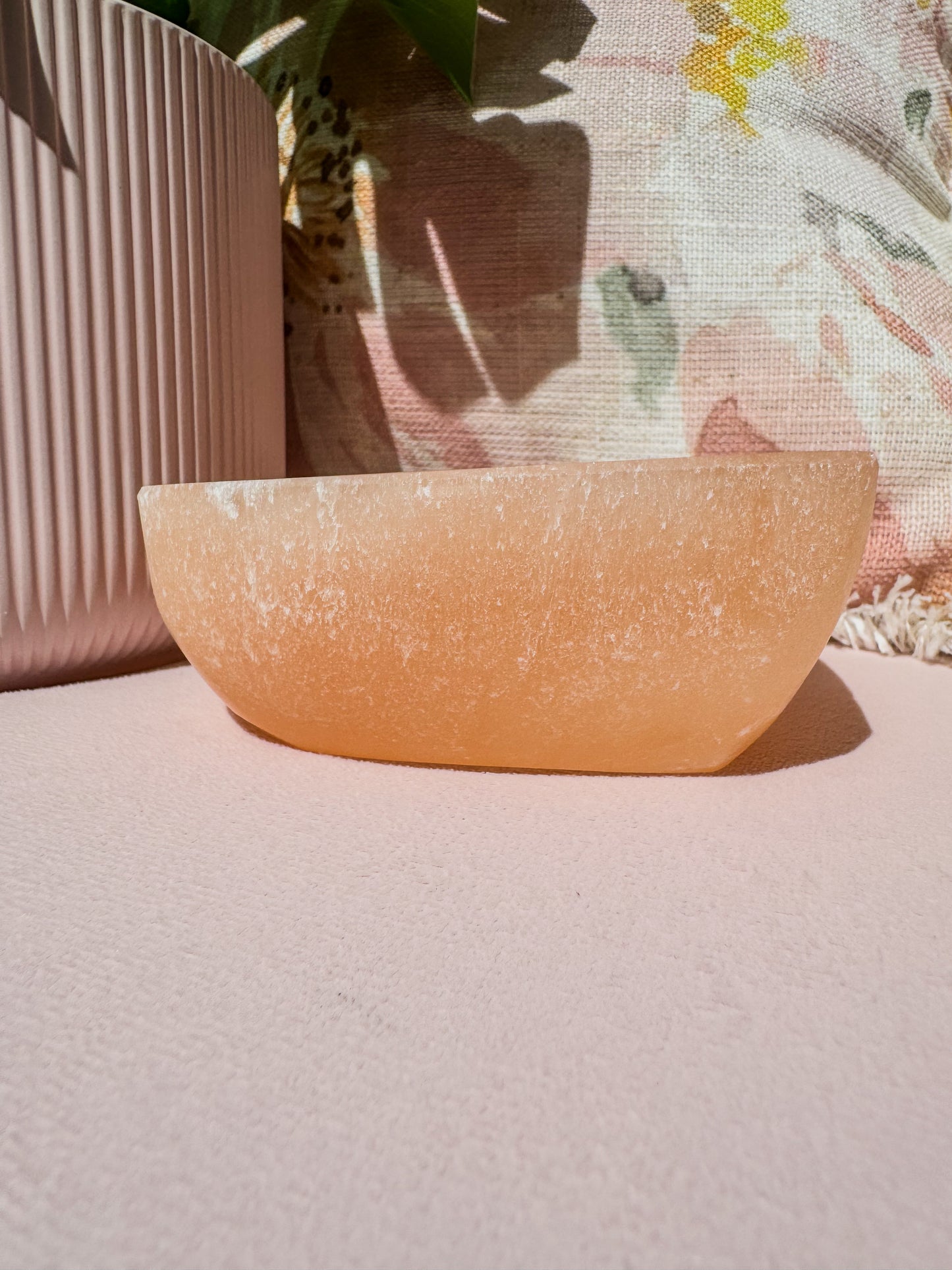 PEACH SELENITE BOWL