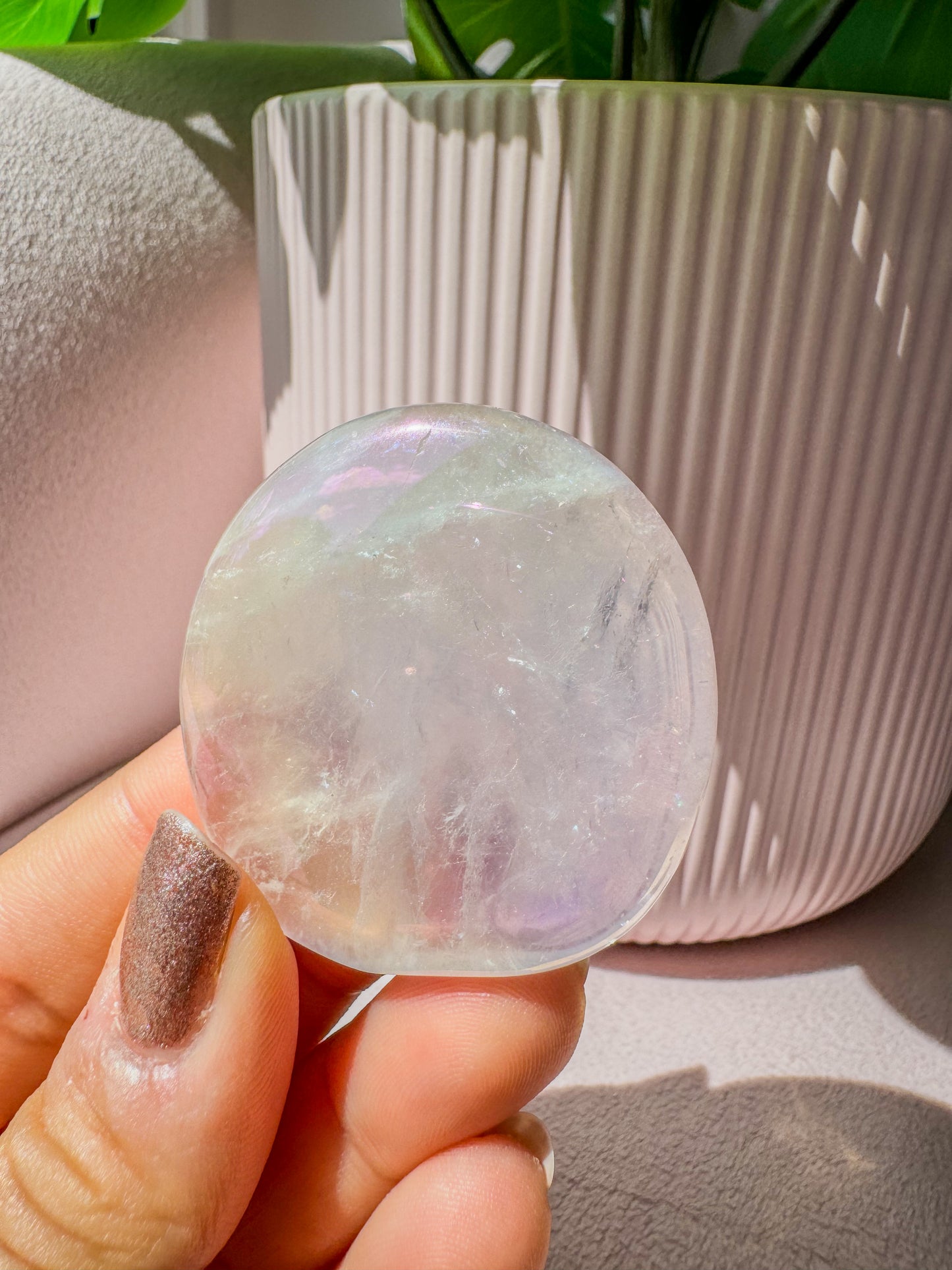 ROSE QUARTZ AURA PALM CRYSTAL