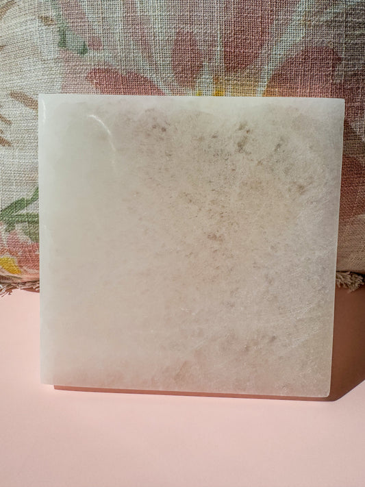 SELENITE SQUARE CHARGING PLATE