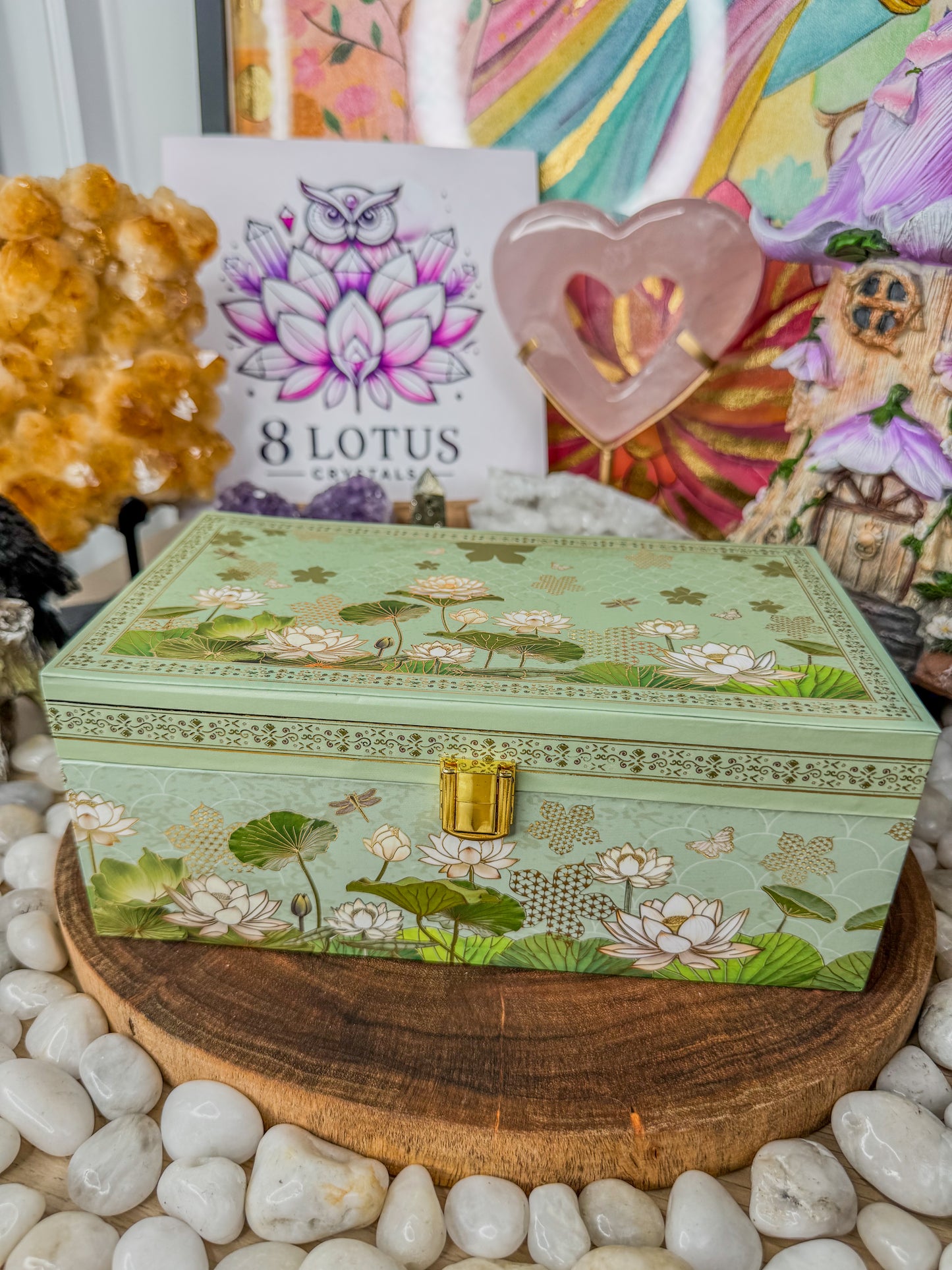 The Eight Lotus Luxe Box