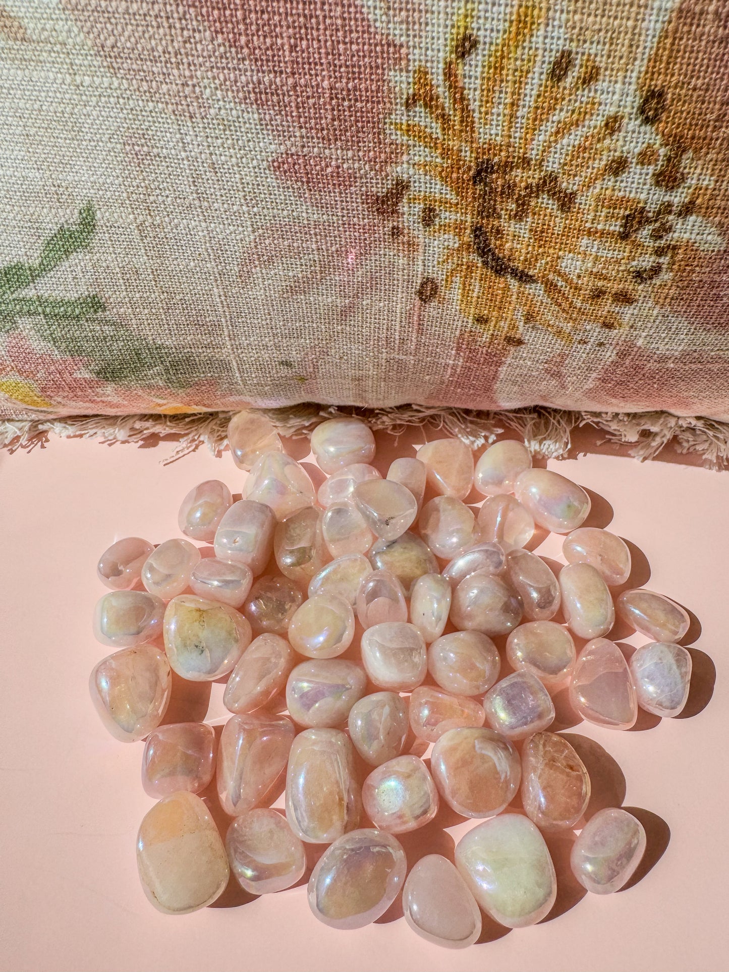 ROSE QUARTZ AURA TUMBLE