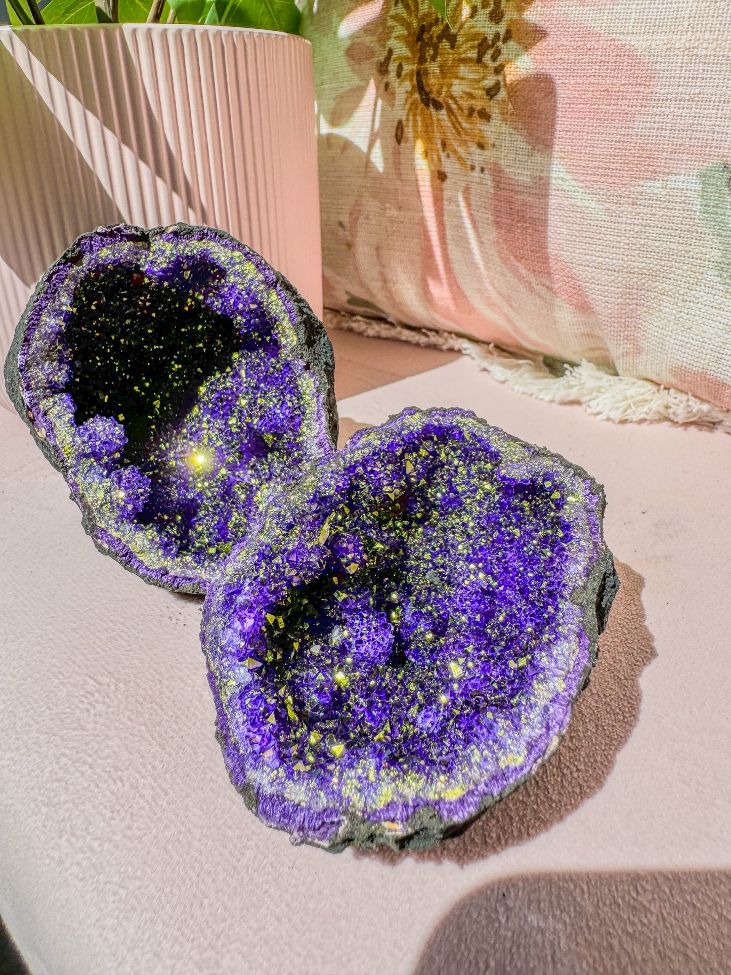 SPARKLY GEODE PURPLE