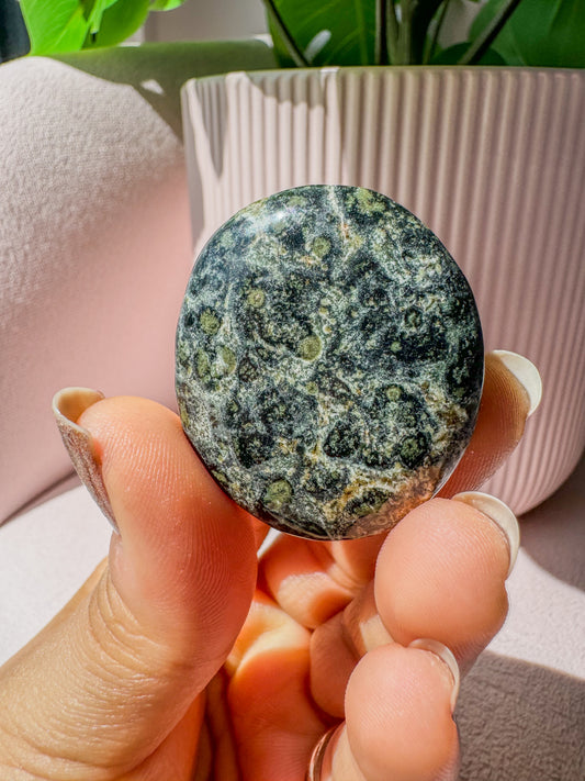 KAMBABA JASPER PALM CRYSTAL