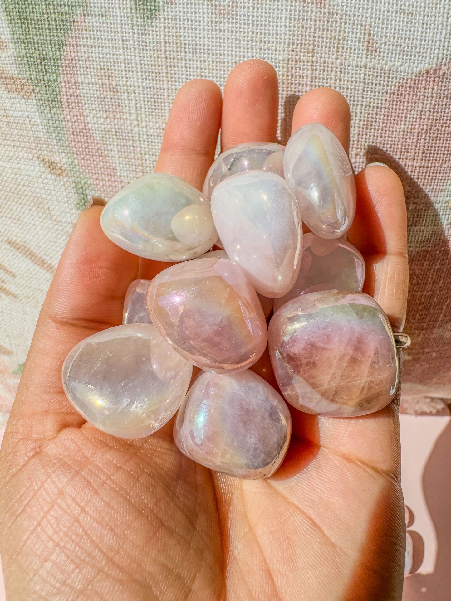 ROSE QUARTZ AURA TUMBLE